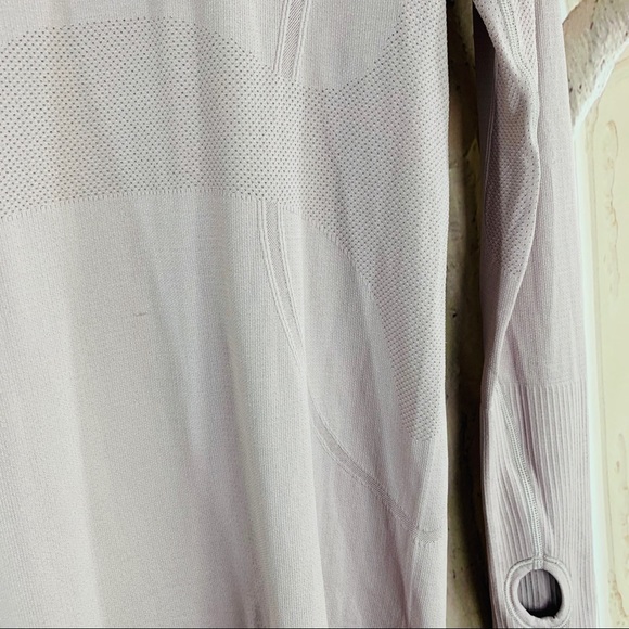 SOLD New Lululemon Long Sleeve Swiftly Tech - Picture 4 of 8